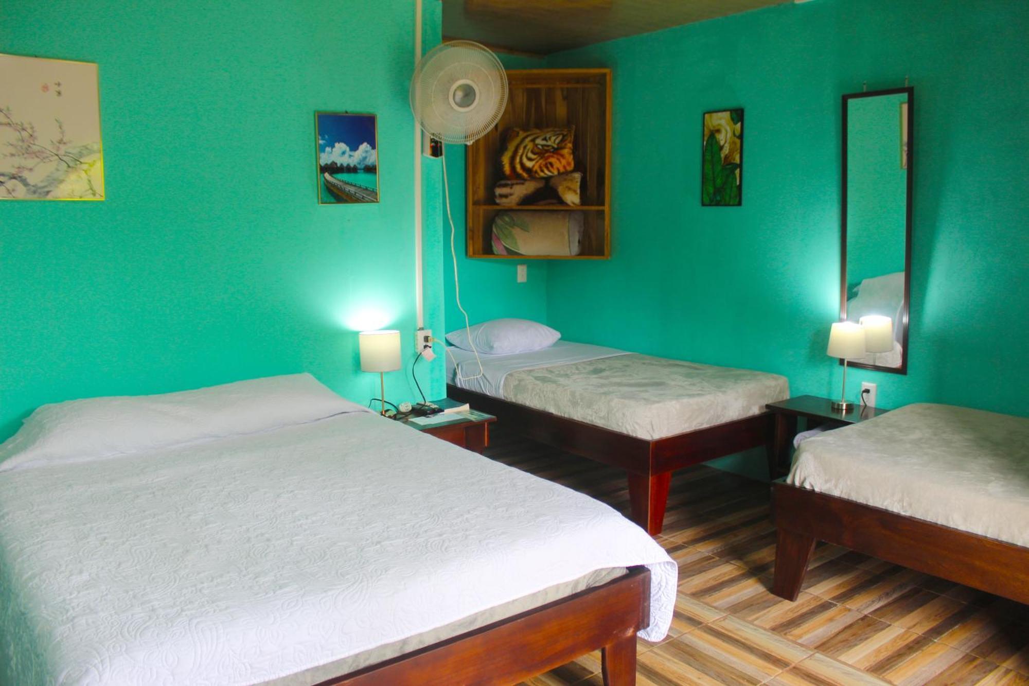 Cabinas Rio Celeste La Amistad Bed & Breakfast Exterior photo